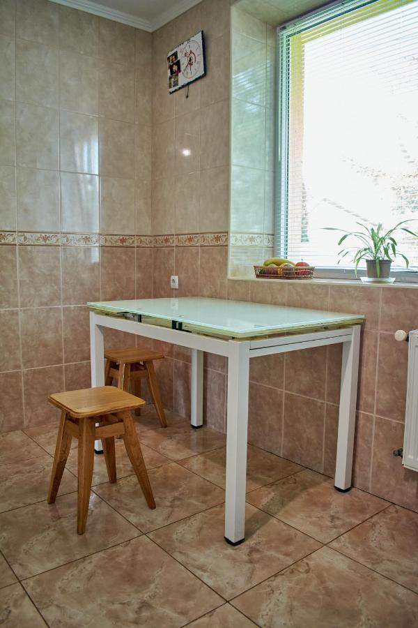 Vacation Home Lubov Kamianets-Podilskyi Exterior photo