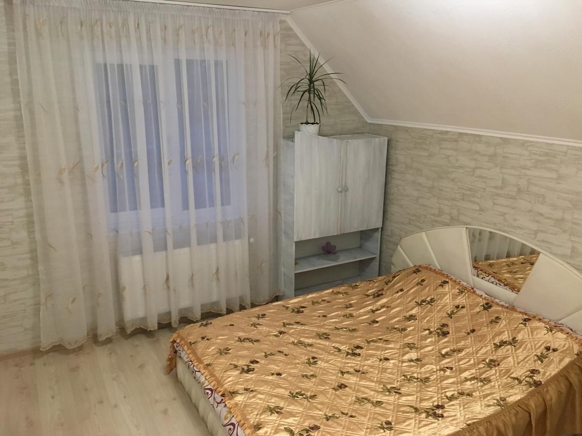 Vacation Home Lubov Kamianets-Podilskyi Exterior photo